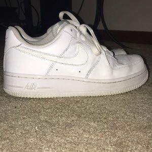 White Nike Air Force 1. Women’s. Size: 7